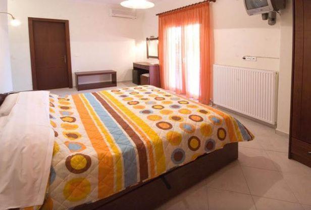 Hotel Kastri Néa Meságkala Стая снимка