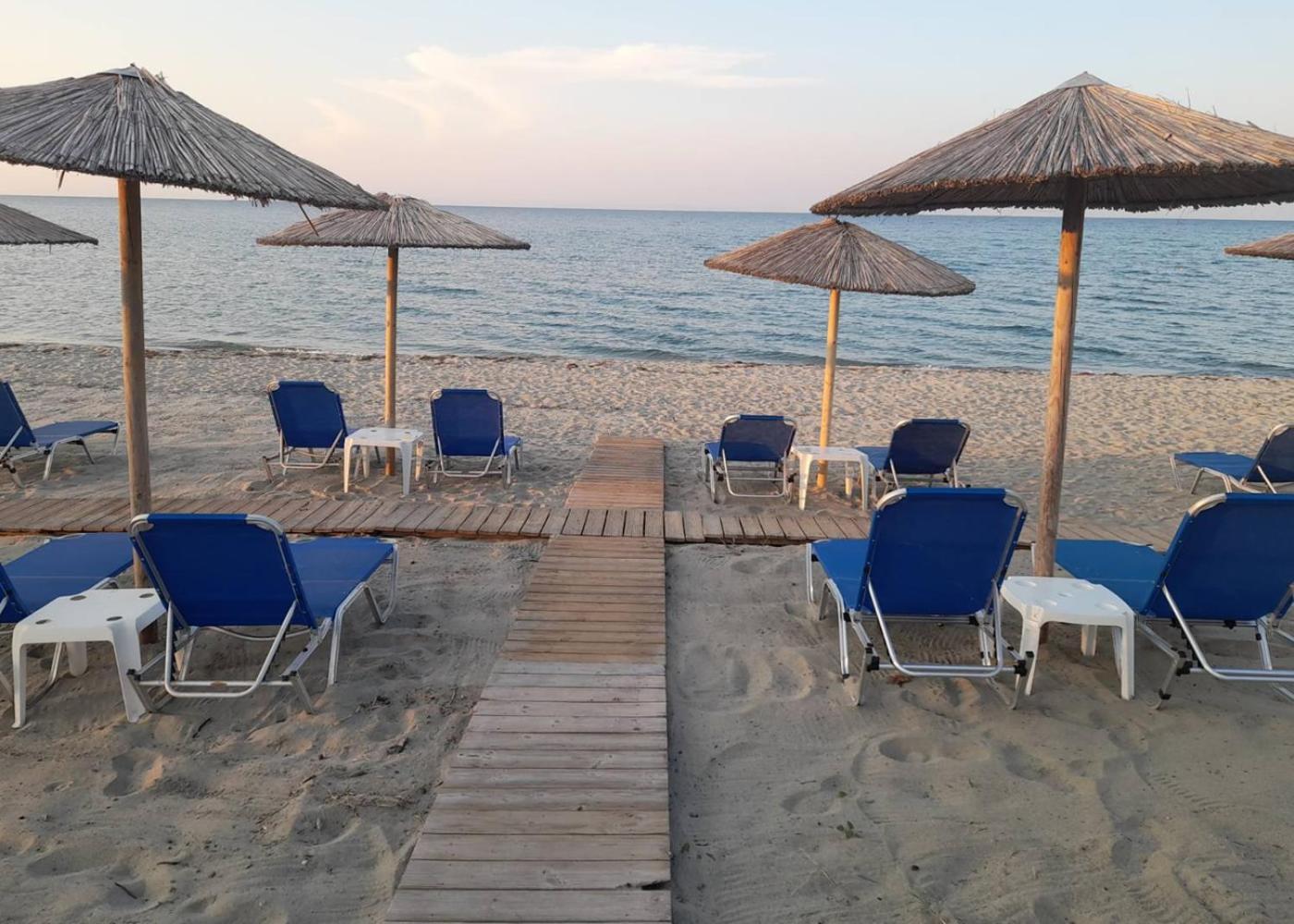 Hotel Kastri Néa Meságkala Екстериор снимка